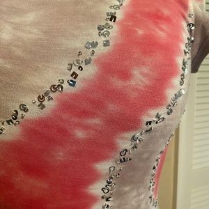 INC short sleeved top with front bling